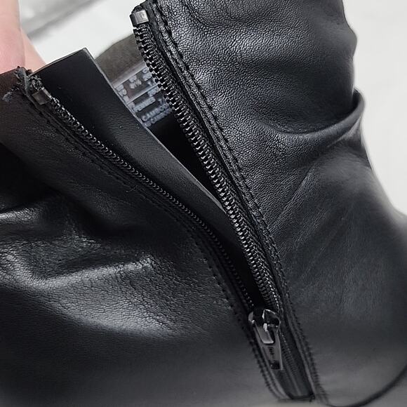 CLARKS TERESA SKIP COLOR BLUE LEATHER ZIP CLOSE ANKLE BOOT WOMEN'S SIZE 10 NWOB - Picture 13 of 16